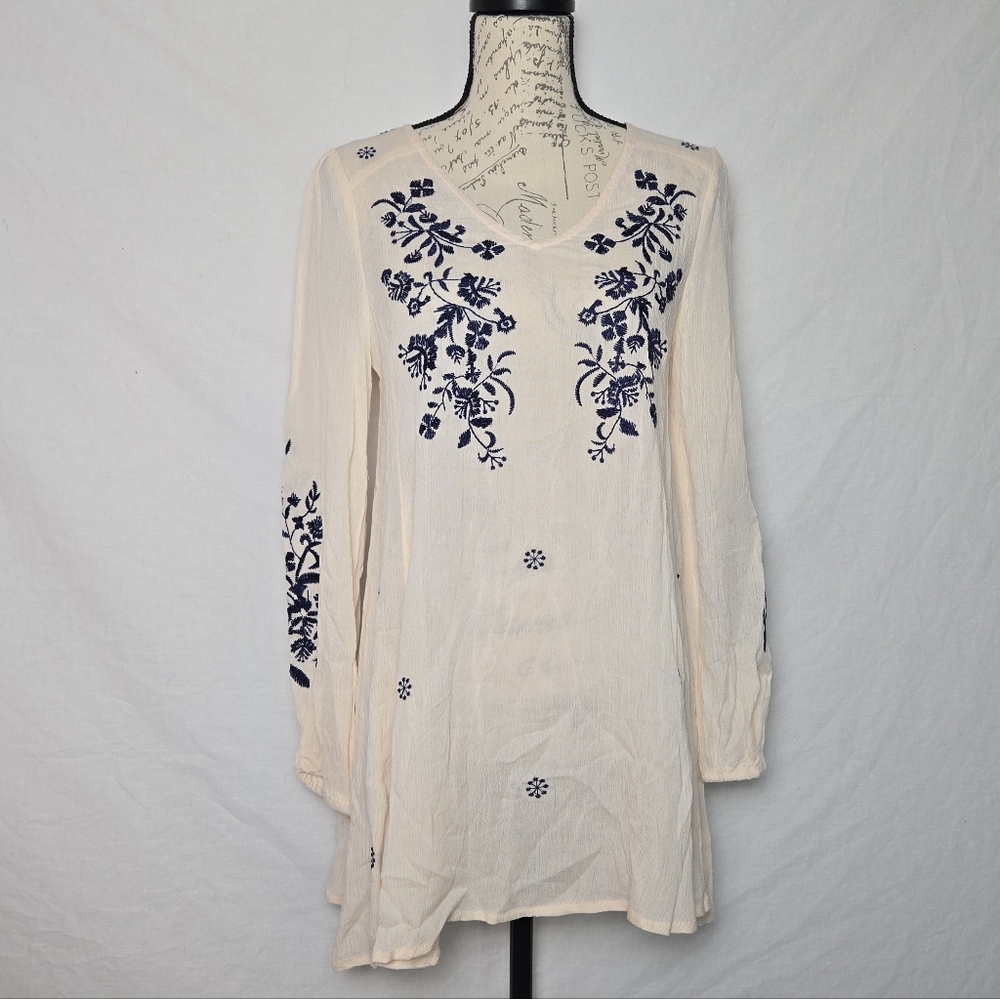 Umgee Cream Tunic with Blue Embroidery